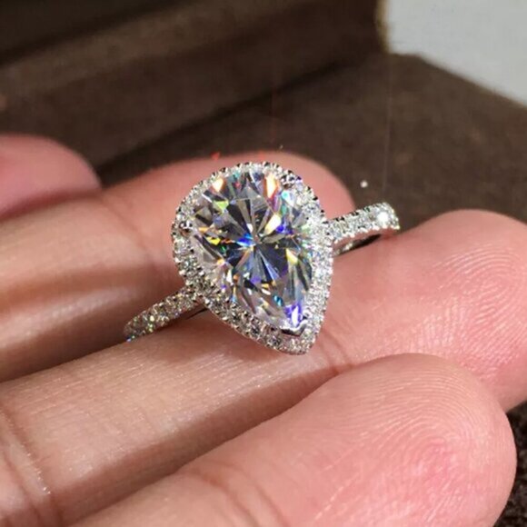 NEW 14k White Gold Teardrop Diamond Ring Pear Cut Ring - Picture 2 of 5